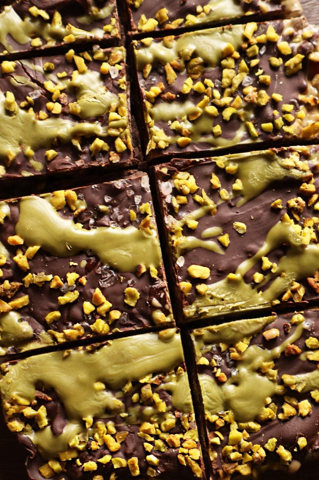 Pistachio Tahini Date Bars - Gato Dates